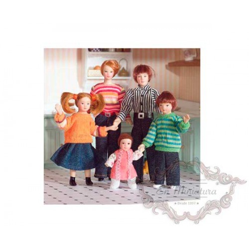 Familia de muñecos para casas de muñecas