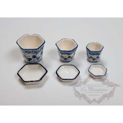 Set of three ceramic pots with dish