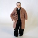 Muñeco abrigo marrón